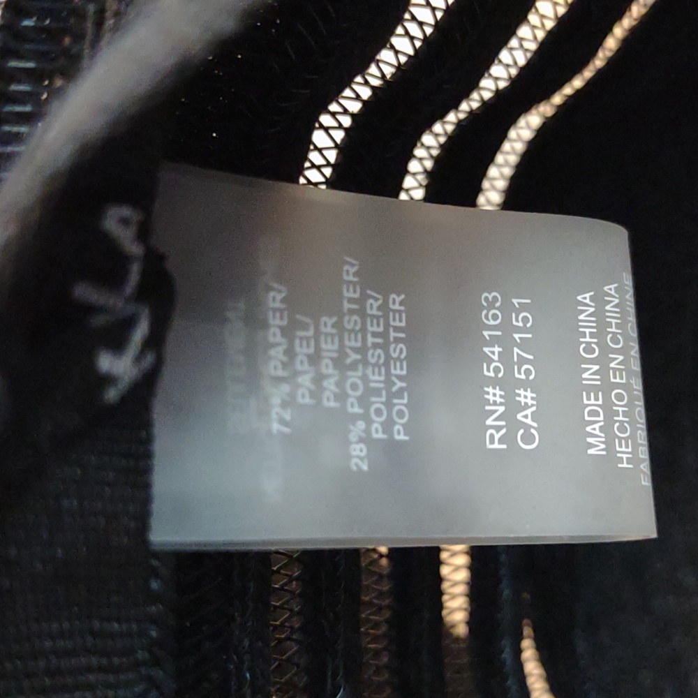 NWOT Paper/Poly Black Hat By Karl Lagerfeld - Picture 6 of 8